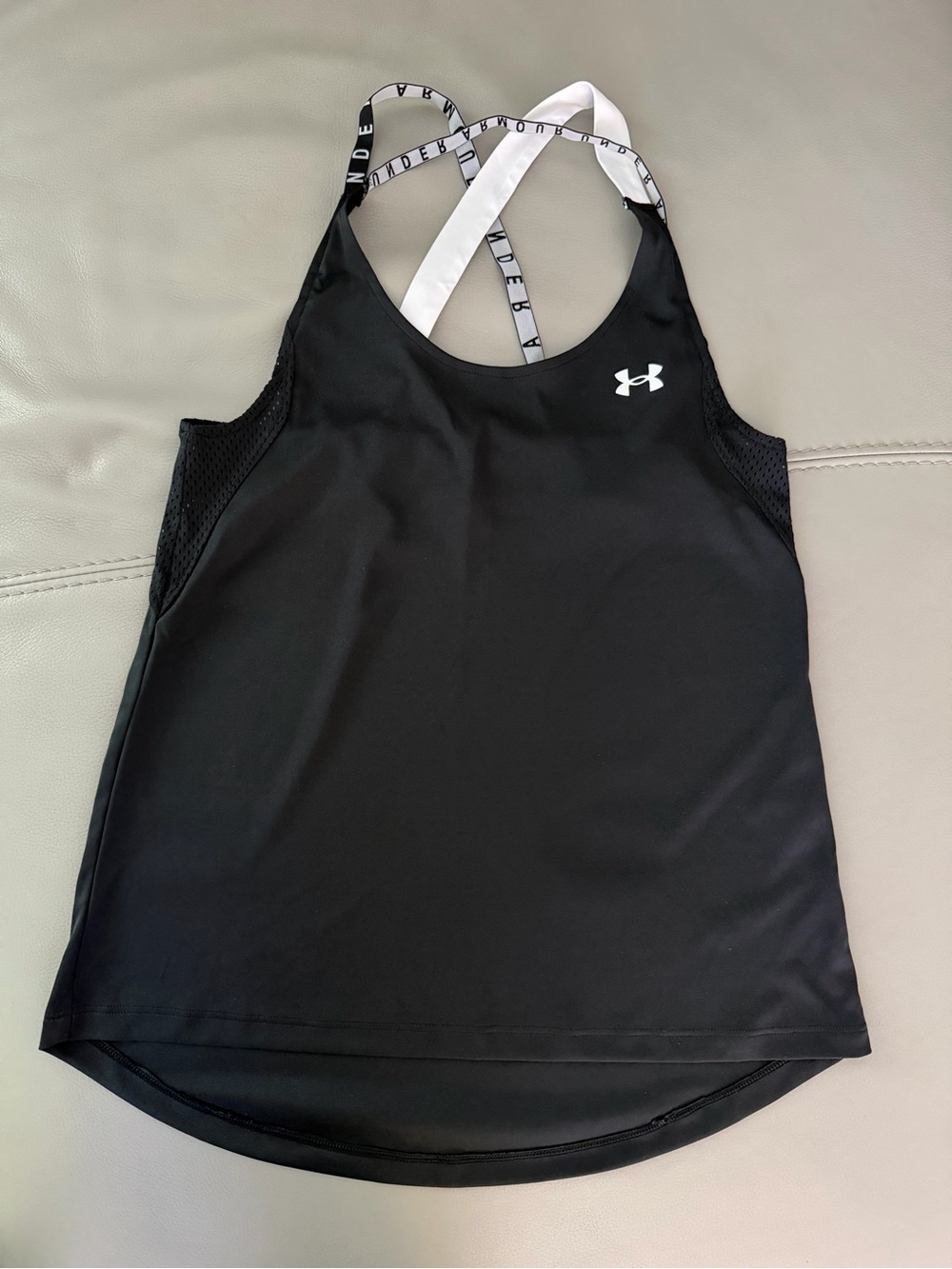 Under Armour Black & White Asymmetrical Strap Racerback Athletic Tank Top Size M